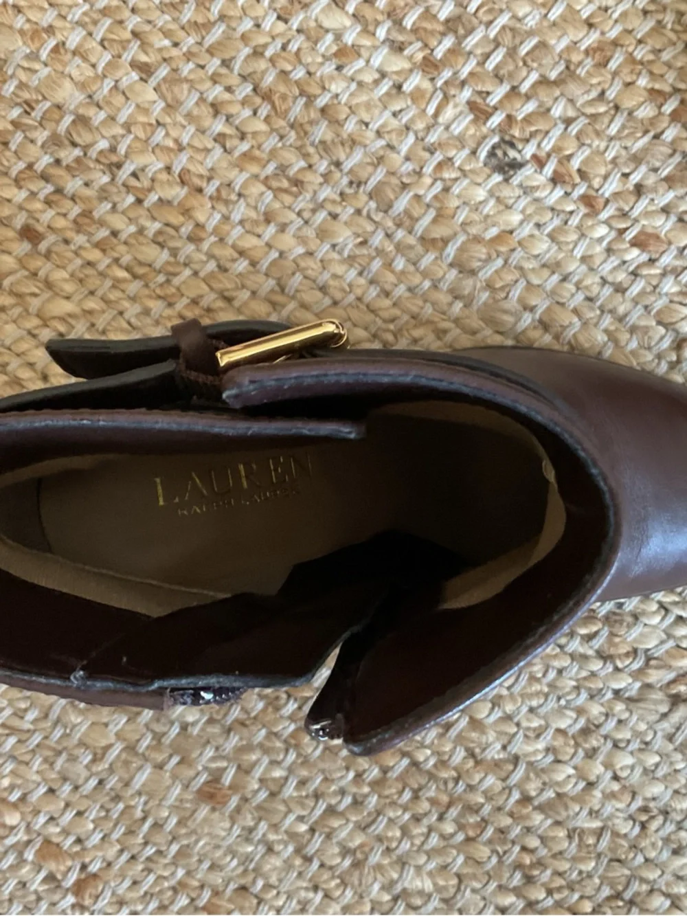 Lauren Ralph Lauren Madisyn burnished boots. 7.5 women - Picture 6 of 6